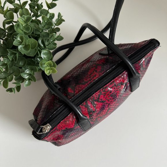 Holt Renfrew - Vintage Faux Snake Shoulder Bag - Picture 8 of 12